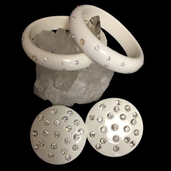 Vintage White Lucite and Rhinestone Bracelets Earring Set - Picture 1 of 6
